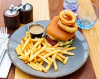 Đồ ăn tại/gần resort