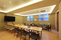 TV a/nebo společenská místnost v ubytování Browndot Paju Heiri