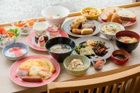 Jídlo v hotelu nebo okolí