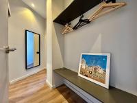 TV a/nebo společenská místnost v ubytování Plaza Sagrada Familia apartment