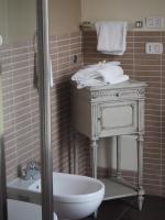 Łazienka w obiekcie Santa Giulia Hotel e Residence Torino