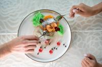 Jídlo v hotelu nebo okolí