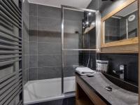 Kúpeľňa v ubytovaní Appartement rénové skis aux pieds, Tignes Le Lac, 4 pers, parking - FR-1-641-16