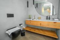 Ein Badezimmer in der Unterkunft Terra Solis Dubai
