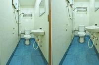 OYO 89656 Melati Hotel Nilaiにあるバスルーム