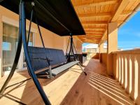 Balkón nebo terasa v ubytování Bibinje Spa & Pool Retreat