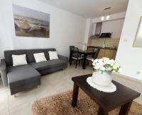 Kuchyňa alebo kuchynka v ubytovaní Apartament IKAR z ogródkiem, blisko morza