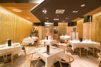 Restaurace v ubytování Hotel Mas Camarena