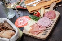 Еда / где поесть недалеко от отеля