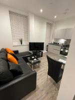 Kuchyň nebo kuchyňský kout v ubytování 1 bed apartment in the heart of Staines town centre