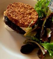 Jídlo v hotelu nebo okolí