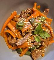 Jídlo v hotelu nebo okolí