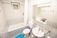 Kúpeľňa v ubytovaní Apartments Josip