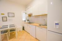 Kuchyňa alebo kuchynka v ubytovaní Apartments Josip