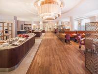 Jídlo v hotelu nebo okolí