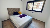 Luxurious 2 Bedroom Condo City Center with Pool ' train station ' Aeroportの見取り図または間取り図