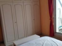 Posteľ alebo postele v izbe v ubytovaní Charmant T2 avec Balcon au Cœur des Sables d'Olonne, 150m du Centre, Ascenseur, Équipements Modernes - FR-1-331-213