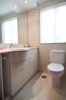 A bathroom at PR La Paz