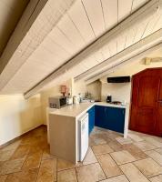 A kitchen or kitchenette at Eva Studios