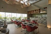 Restaurace v ubytování SeSaya Poshtel & Bistro - Colombo's Newest and Finest Poshtel Dorms and Rooms