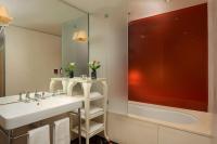 A bathroom at Nhow Milan