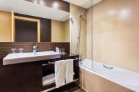 Kúpeľňa v ubytovaní Hotel Sercotel Portales
