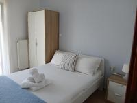 Posteľ alebo postele v izbe v ubytovaní Sea View Apartments 2