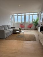 Posezení v ubytování Acogedor apartamento junto a la playa by beBalmy
