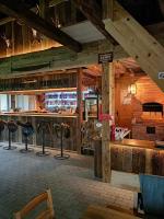 Un restaurant sau alt loc unde se poate mânca la Domek w Ośrodku Jeździeckim Tarpan