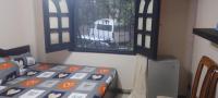 Postel nebo postele na pokoji v ubytování Enjoy modern cozy entire studio in a fancy building with Free Wi-Fi & AC and Flat screen TV in Loran in the heart of Alexandria