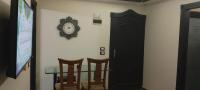 TV a/nebo společenská místnost v ubytování Enjoy modern cozy entire studio in a fancy building with Free Wi-Fi & AC and Flat screen TV in Loran in the heart of Alexandria