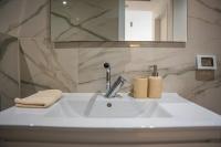 Ein Badezimmer in der Unterkunft Valencia Apartment - By Harim