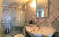 A bathroom at Villa Del Sol