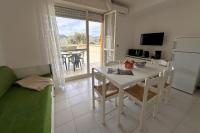 Kuchyňa alebo kuchynka v ubytovaní Residenza Pierre & Vacances Luni Mare