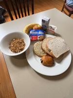 ホテルの敷地内または近くでの食事または食べ物