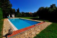Bazén v ubytování Portico Verde private Villa with pool | Corfu nebo v jeho okolí