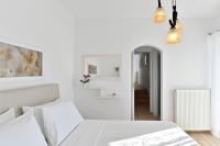 Posteľ alebo postele v izbe v ubytovaní DreamCatcher Sea view mini pool Paros