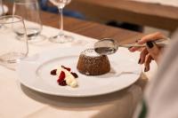 Jídlo v hotelu nebo okolí