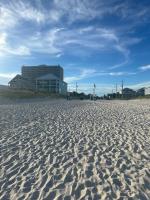 Ein Strand an oder in der Nähe des Aparthotels
