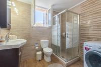 Koupelna v ubytování Angels’ Home- Modern & Comfy, Fully equipped 3BD