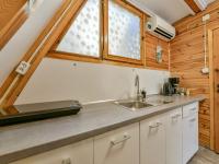 Kuchyňa alebo kuchynka v ubytovaní Holiday homes, Kolobrzeg