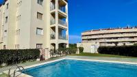 The swimming pool at or close to Mundel 2-2