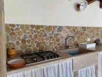 Kuchnia lub aneks kuchenny w obiekcie DOLCE MARE, casa vacanze a due passi dal mare!