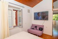 Televízia a/alebo spoločenská miestnosť v ubytovaní Apartments Vitoria