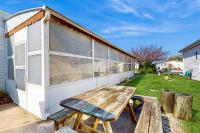 Ein Garten an der Unterkunft Oyster Lane Hideout