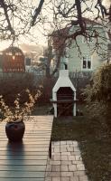 Villa Sol B&B and Hostelにある庭