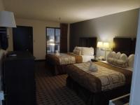 1826 w lucas hotelにあるベッド