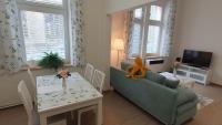 TV a/nebo společenská místnost v ubytování Apartmán Příkrá