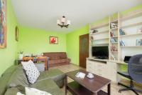 Televízia a/alebo spoločenská miestnosť v ubytovaní Funkcjonalne i Komfortowe Apartamenty Sun Seasons 24 w Kołobrzegu by Noclegi Renters