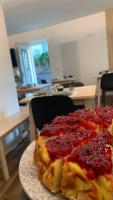 Jedlo v ubytovaní bed & breakfast alebo blízkom okolí
